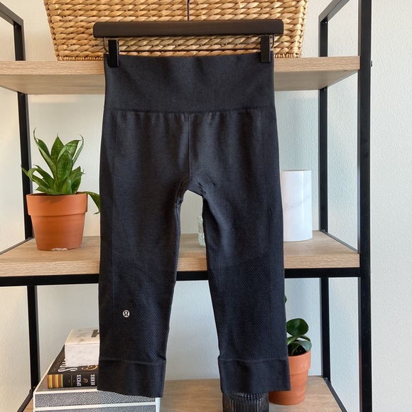 Lululemon Rib Knit Sport Compression Capri, 4 - Picture 5 of 8